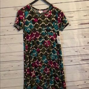 NWT Carly by Lularoe.  Rose pattern size XS